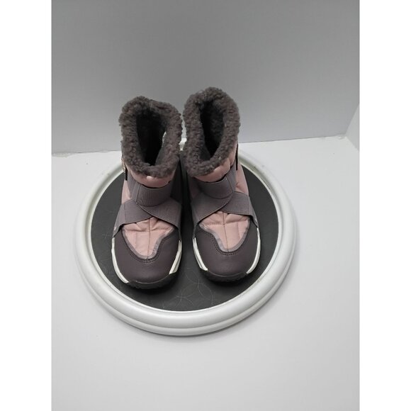 Nike Kids Pink & Grey Insulated Winter Boots US 13.5C With Faux Fur Lining & Rub - Picture 1 of 8